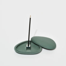 Load image into Gallery viewer, Kohgou Hinoki Plate Diffuser - Green