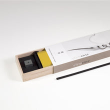 Load image into Gallery viewer, Incense: suou (wood) 40 sticks