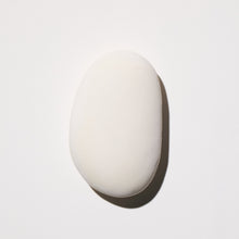 Load image into Gallery viewer, Pottery Stone Diffuser - White