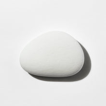 Load image into Gallery viewer, Kohgou Hinoki Plate Diffuser - White

