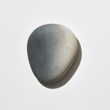 Load image into Gallery viewer, Pottery Stone Diffuser - White &amp; Gray
